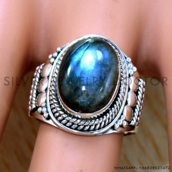 Labradorite 925 Sterling Silver Ring (SJWR-2407) Labradorite 925 Sterling Silver Ring (SJWR-2407)