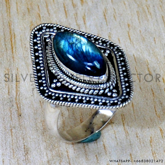 Labradorite 925 Sterling Silver Ring (SJWR-2437) Labradorite 925 Sterling Silver Ring (SJWR-2437)