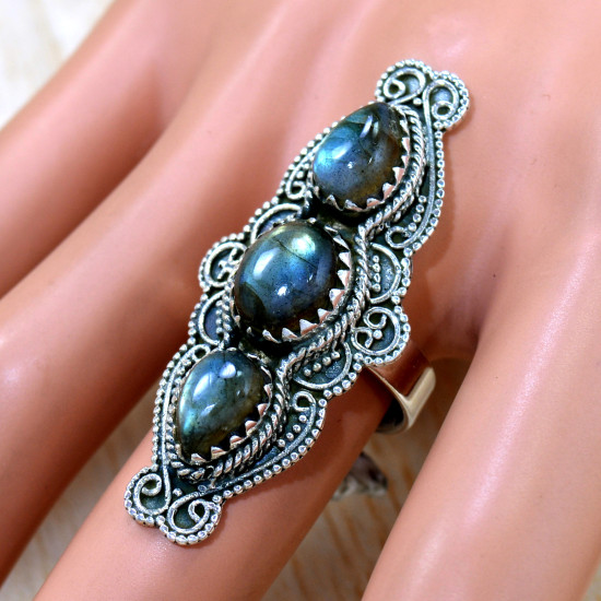 Labradorite 925 Sterling Silver Ring (SJWR-2468) Labradorite 925 Sterling Silver Ring (SJWR-2468)
