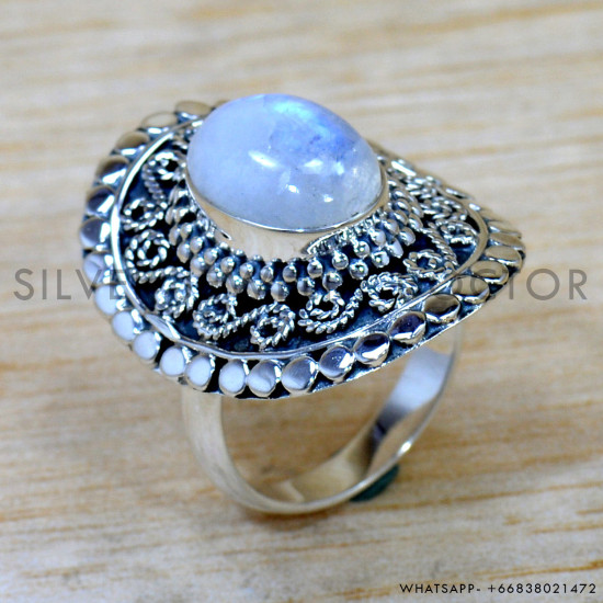 Rainbow Moonstone 925 Sterling Silver Ring (SJWR-2646) Rainbow Moonstone 925 Sterling Silver Ring (SJWR-2646)