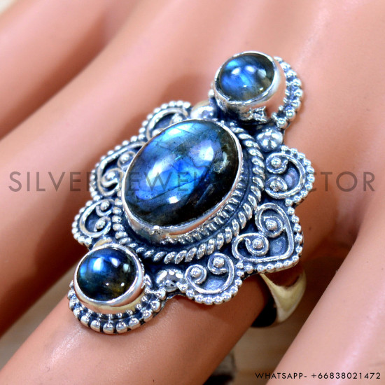 Labradorite 925 Sterling Silver Ring (SJWR-2677) Labradorite 925 Sterling Silver Ring (SJWR-2677)