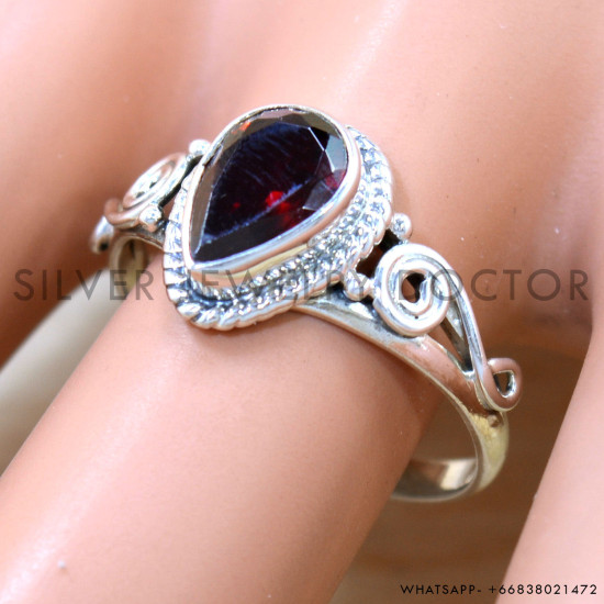Garnet 925 Sterling Silver Ring (SJWR-2716) Garnet 925 Sterling Silver Ring (SJWR-2716)