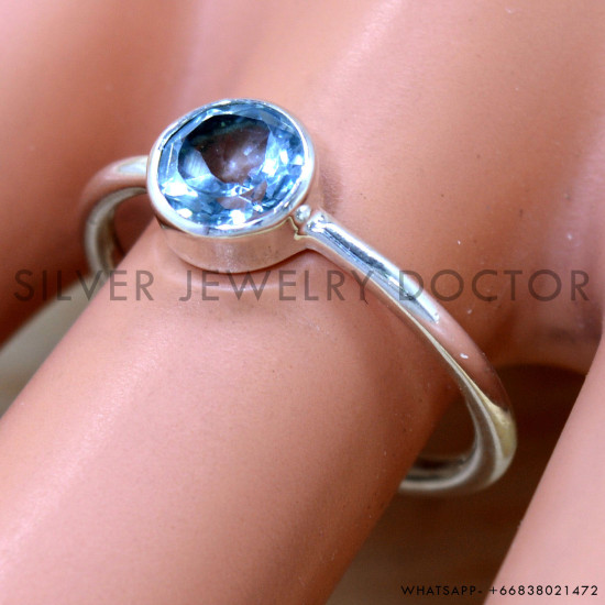Blue Topaz 925 Sterling Silver Ring (SJWR-2718) Blue Topaz 925 Sterling Silver Ring (SJWR-2718)