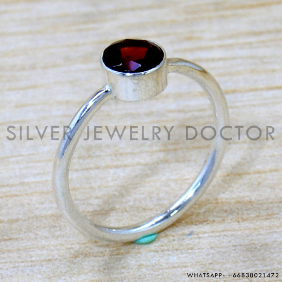 Garnet 925 Sterling Silver Ring (SJWR-2720) Garnet 925 Sterling Silver Ring (SJWR-2720)