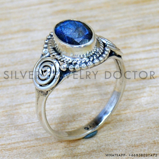 Labradorite 925 Sterling Silver Ring (SJWR-2722) Labradorite 925 Sterling Silver Ring (SJWR-2722)