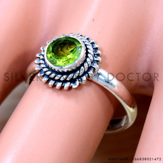 Peridot 925 Sterling Silver Ring (SJWR-2728) Peridot 925 Sterling Silver Ring (SJWR-2728)