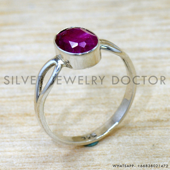 Ruby 925 Sterling Silver Ring (SJWR-2752) Ruby 925 Sterling Silver Ring (SJWR-2752)