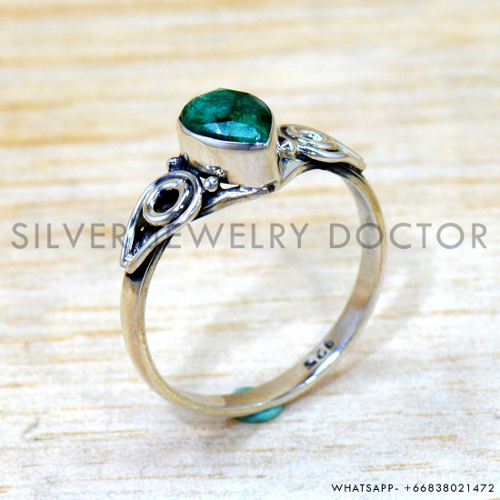 Emerald 925 Sterling Silver Ring (SJWR-2772) Emerald 925 Sterling Silver Ring (SJWR-2772)
