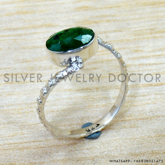 Emerald 925 Sterling Silver Ring (SJWR-2825)