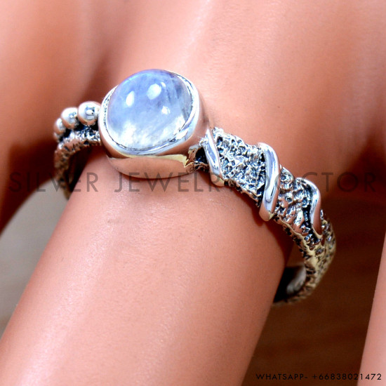 Rainbow Moonstone 925 Sterling Silver Ring (SJWR-2835)