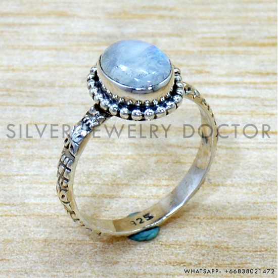 Rainbow Moonstone 925 Sterling Silver Ring (SJWR-2897)