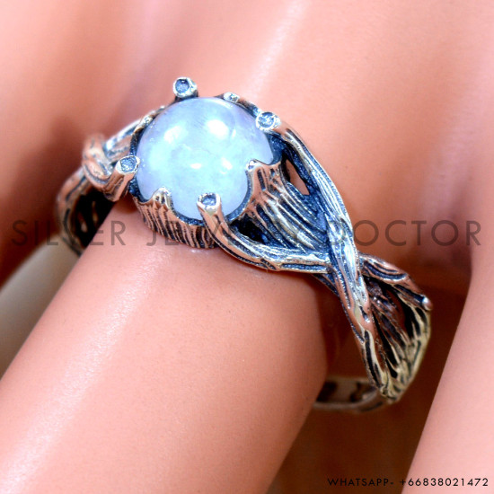 Rainbow Moonstone 925 Sterling Silver Ring (SJWR-3068) Rainbow Moonstone 925 Sterling Silver Ring (SJWR-3068)
