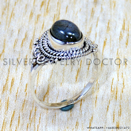 Labradorite 925 Sterling Silver Ring (SJWR-3071) Labradorite 925 Sterling Silver Ring (SJWR-3071)