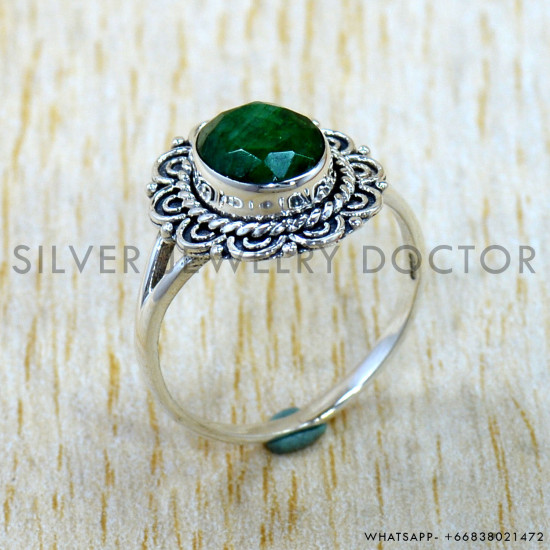 Emerald 925 Sterling Silver Ring (SJWR-3118) Emerald 925 Sterling Silver Ring (SJWR-3118)