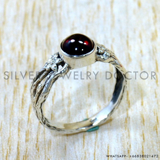 Garnet 925 Sterling Silver Ring (SJWR-3141) Garnet 925 Sterling Silver Ring (SJWR-3141)