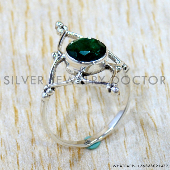 Emerald 925 Sterling Silver Ring (SJWR-3156) Emerald 925 Sterling Silver Ring (SJWR-3156)