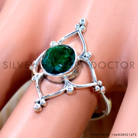 Emerald 925 Sterling Silver Ring (SJWR-3156) Emerald 925 Sterling Silver Ring (SJWR-3156)