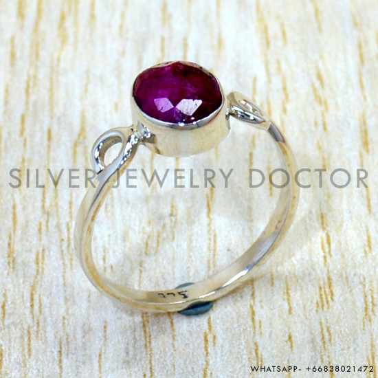 Ruby 925 Sterling Silver Ring (SJWR-3211) Ruby 925 Sterling Silver Ring (SJWR-3211)