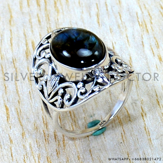 Labradorite 925 Sterling Silver Ring (SJWR-3243) Labradorite 925 Sterling Silver Ring (SJWR-3243)