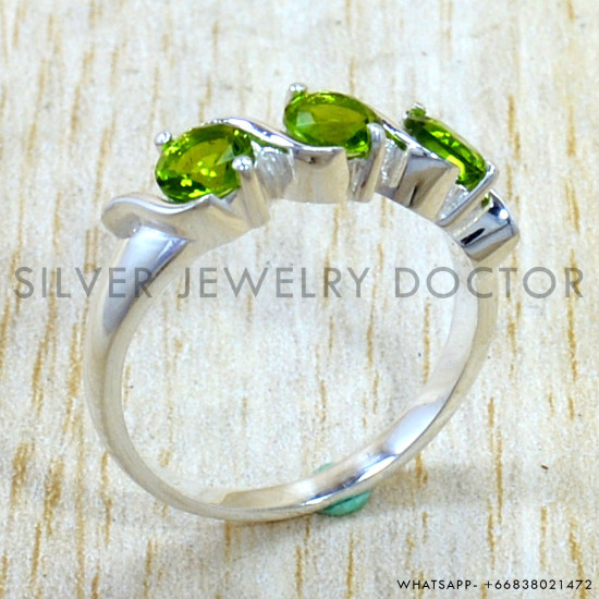 Peridot 925 Sterling Silver Ring (SJWR-3326) Peridot 925 Sterling Silver Ring (SJWR-3326)
