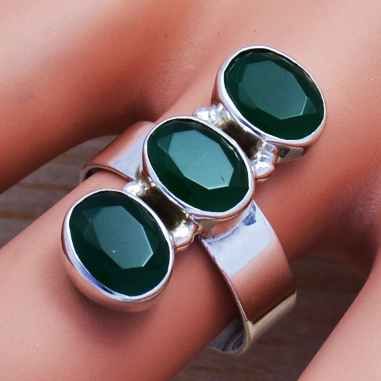 Beautiful Emerald Gemstone Jewelry 925 Sterling Silver Fancy Finger Ring SJWR-582
