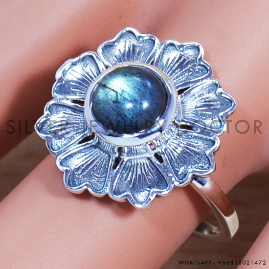 Labradorite 925 Sterling Silver Ring (SJWR-821) Labradorite 925 Sterling Silver Ring (SJWR-821)