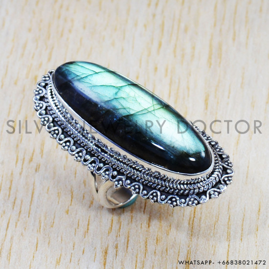 Labradorite 925 Sterling Silver Ring (SJWR-831) Labradorite 925 Sterling Silver Ring (SJWR-831)