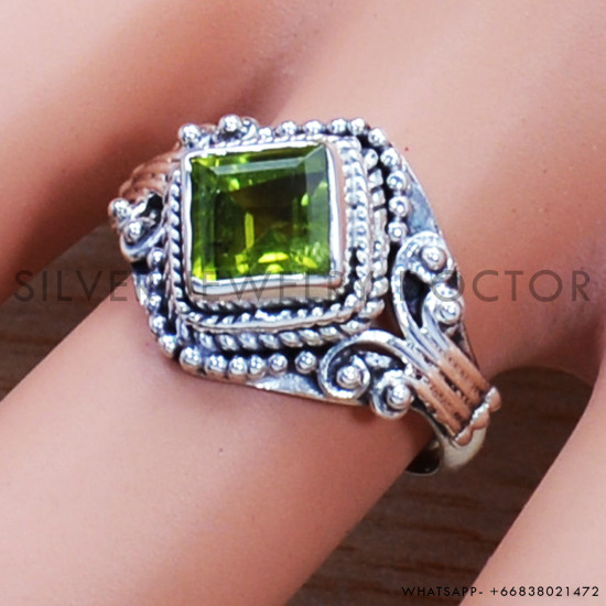 Peridot 925 Sterling Silver Ring (SJWR-876) Peridot 925 Sterling Silver Ring (SJWR-876)