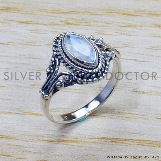 Rainbow Moonstone 925 Sterling Silver Ring (SJWR-889) Rainbow Moonstone 925 Sterling Silver Ring (SJWR-889)