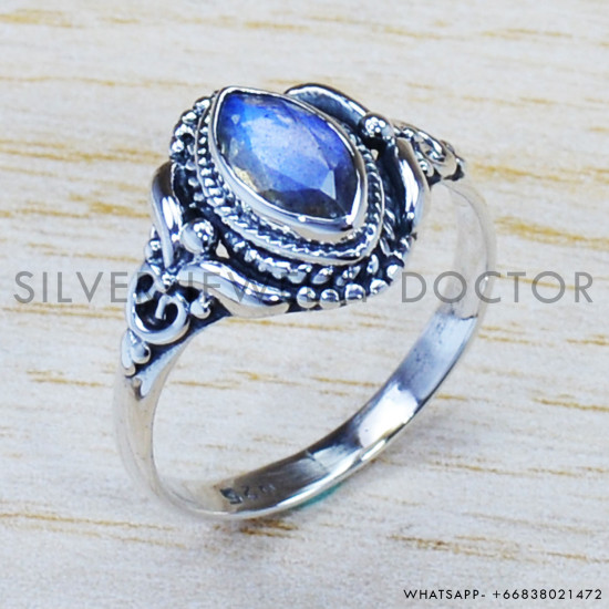 Rainbow Moonstone 925 Sterling Silver Ring (SJWR-930) Rainbow Moonstone 925 Sterling Silver Ring (SJWR-930)