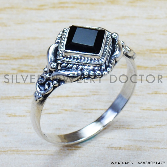 Black Onyx 925 Sterling Silver Ring (SJWR-938) Black Onyx 925 Sterling Silver Ring (SJWR-938)
