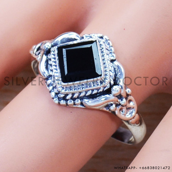 Black Onyx 925 Sterling Silver Ring (SJWR-938) Black Onyx 925 Sterling Silver Ring (SJWR-938)