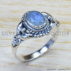 Rainbow Moonstone 925 Sterling Silver Ring (SJWR-950) Rainbow Moonstone 925 Sterling Silver Ring (SJWR-950)