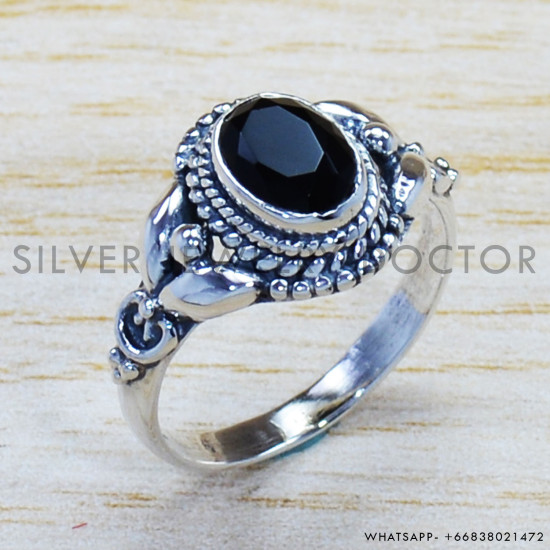 Black Onyx 925 Sterling Silver Ring (SJWR-952) Black Onyx 925 Sterling Silver Ring (SJWR-952)