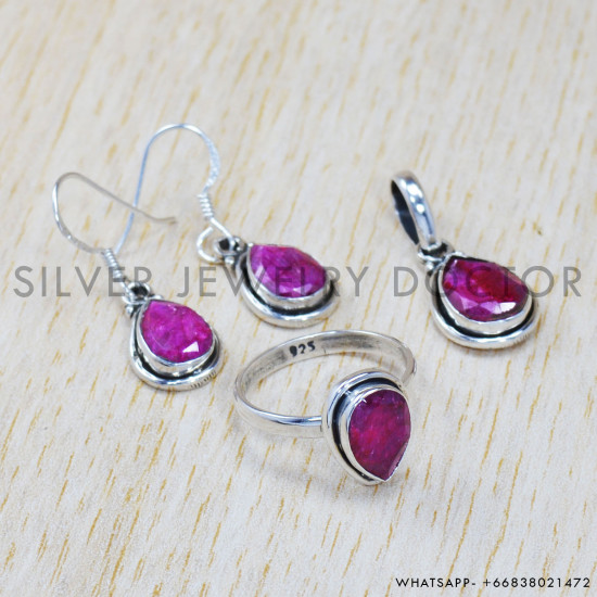 Ruby 925 Sterling Silver Jewelry Set (SJWS-29) Ruby 925 Sterling Silver Jewelry Set (SJWS-29)