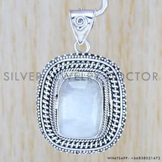Rainbow Moonstone 925 Sterling Silver Pendant (WP-6530)