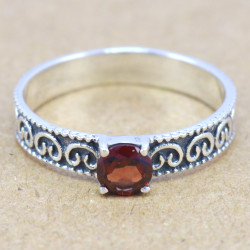 Garnet 925 Sterling Silver Ring (WR-6187)