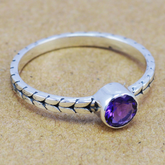 Amethyst 925 Sterling Silver Ring (WR-6197) Amethyst 925 Sterling Silver Ring (WR-6197)