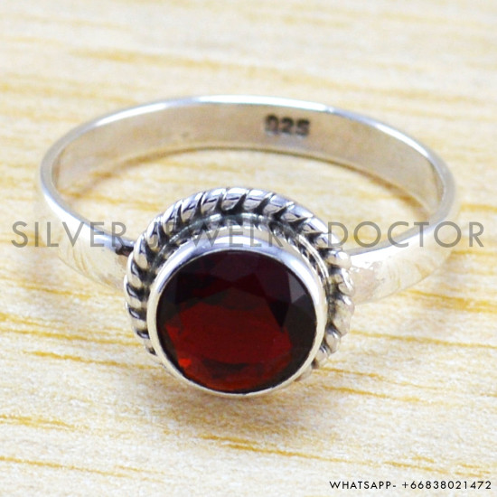 Garnet 925 Sterling Silver Ring (WR-6301) Garnet 925 Sterling Silver Ring (WR-6301)