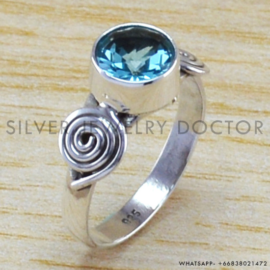 Blue Topaz 925 Sterling Silver Ring (WR-6305) Blue Topaz 925 Sterling Silver Ring (WR-6305)
