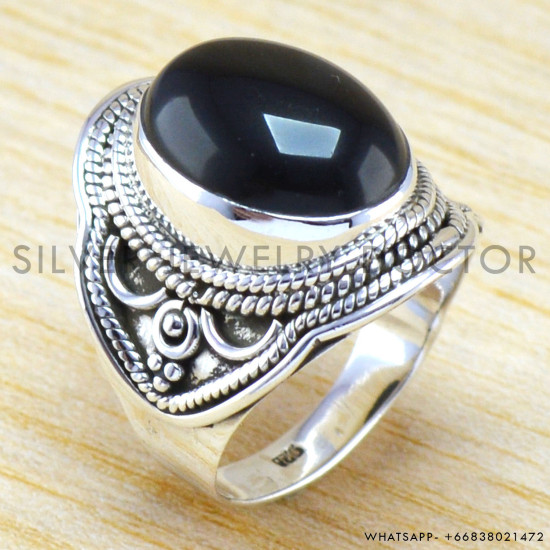 Black Onyx 925 Sterling Silver Ring (WR-6324) Black Onyx 925 Sterling Silver Ring (WR-6324)